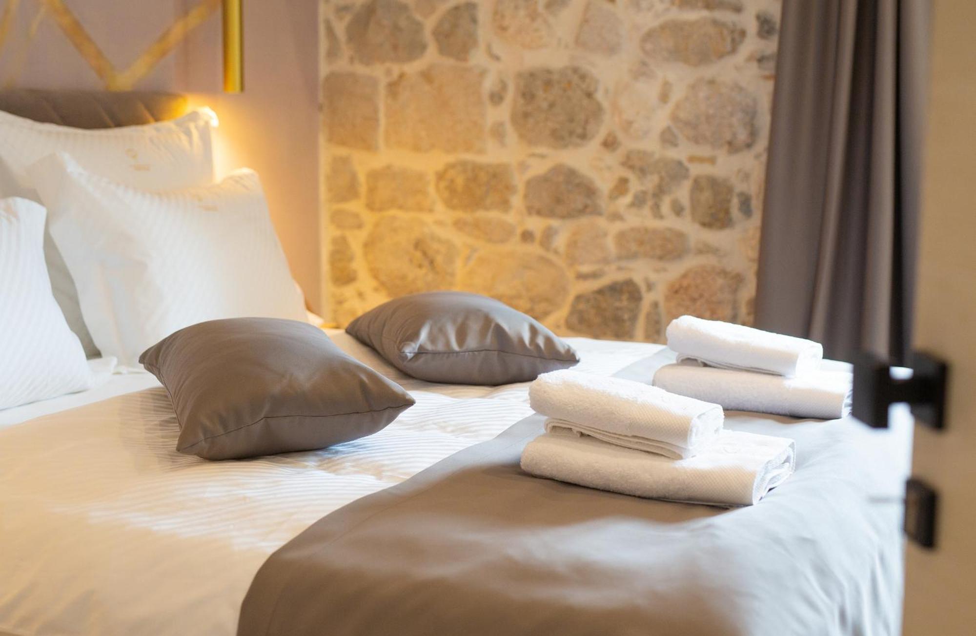 Portella Rooms Krk Town Exterior foto