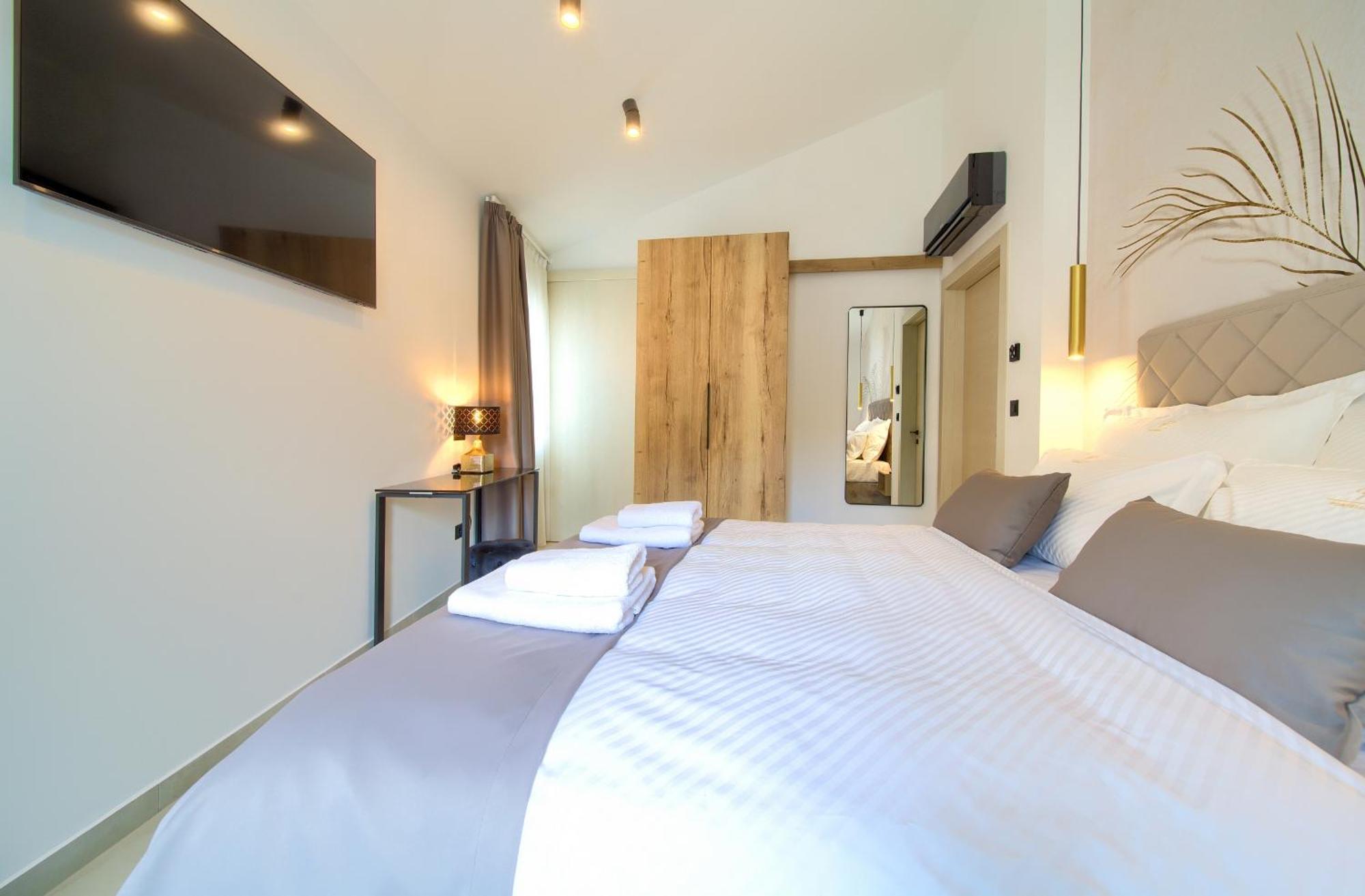 Portella Rooms Krk Town Exterior foto