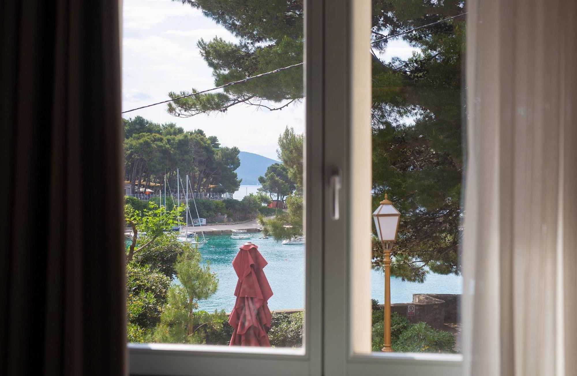 Portella Rooms Krk Town Exterior foto